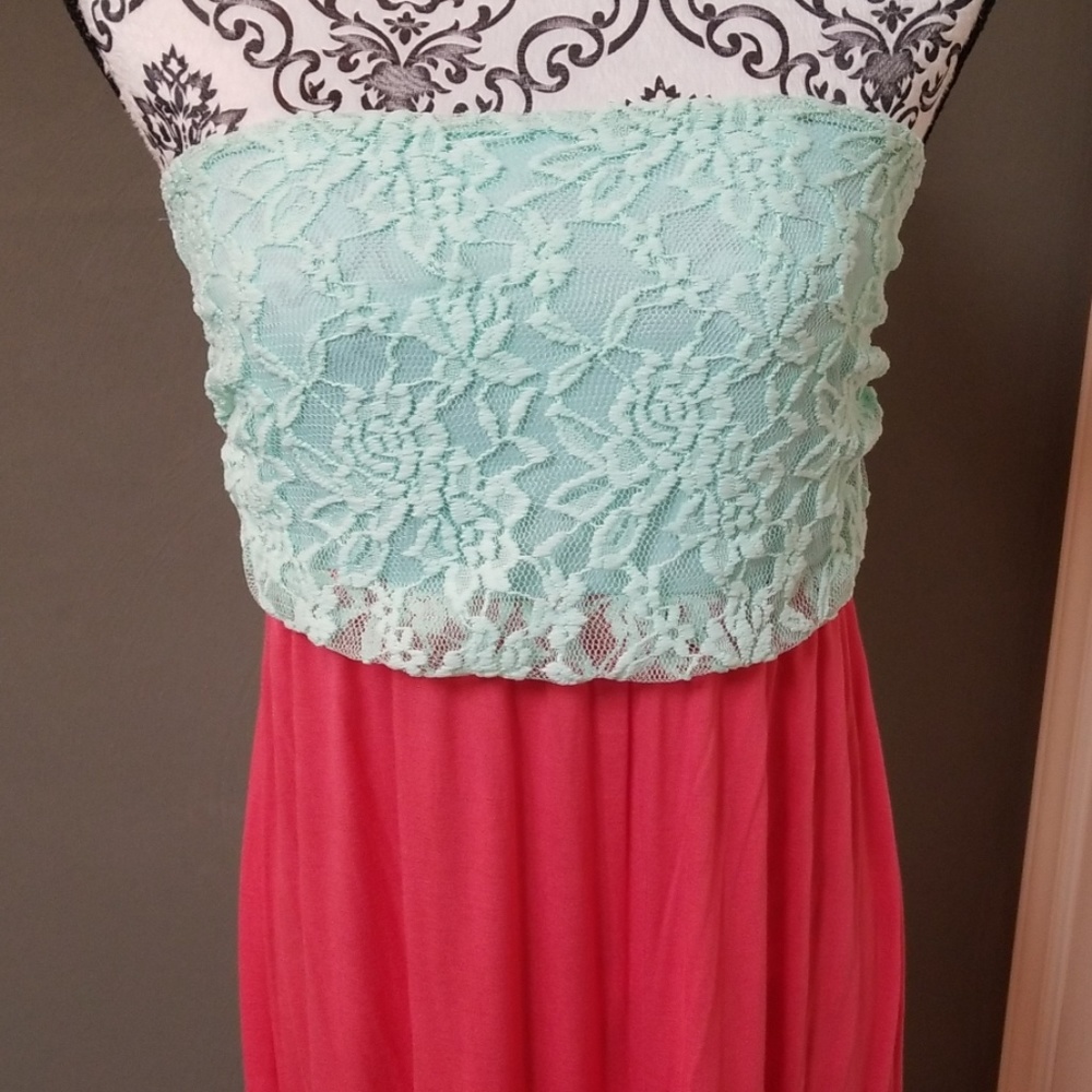Lace Strapless Maxi Dress